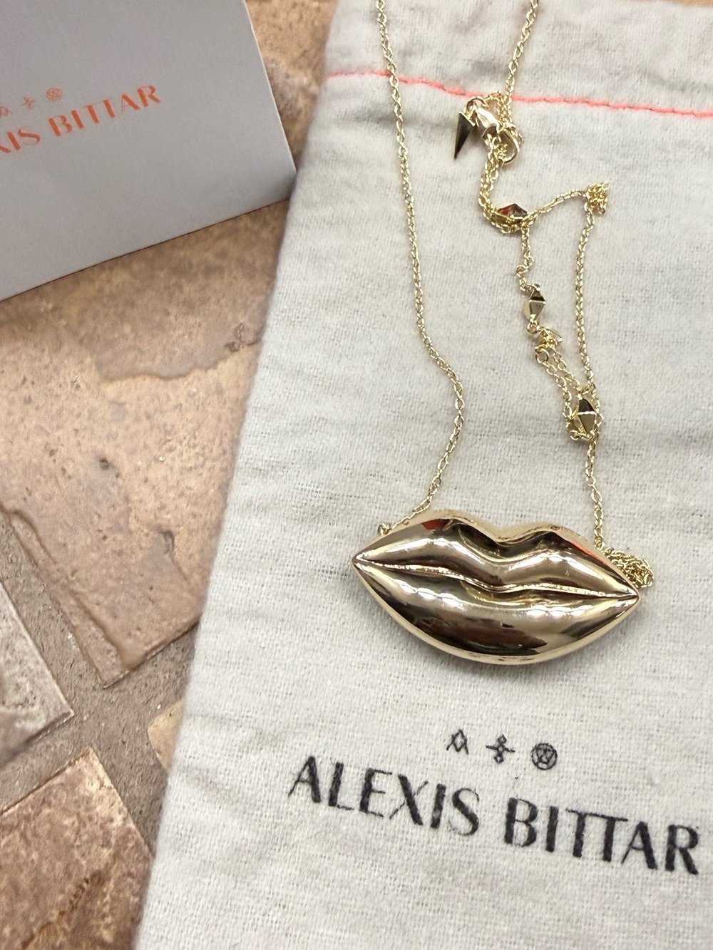NWOT. Alexis Bittar "Cherry Lip" Lucite & Crystal Pendant Necklace. - Picture 2 of 4